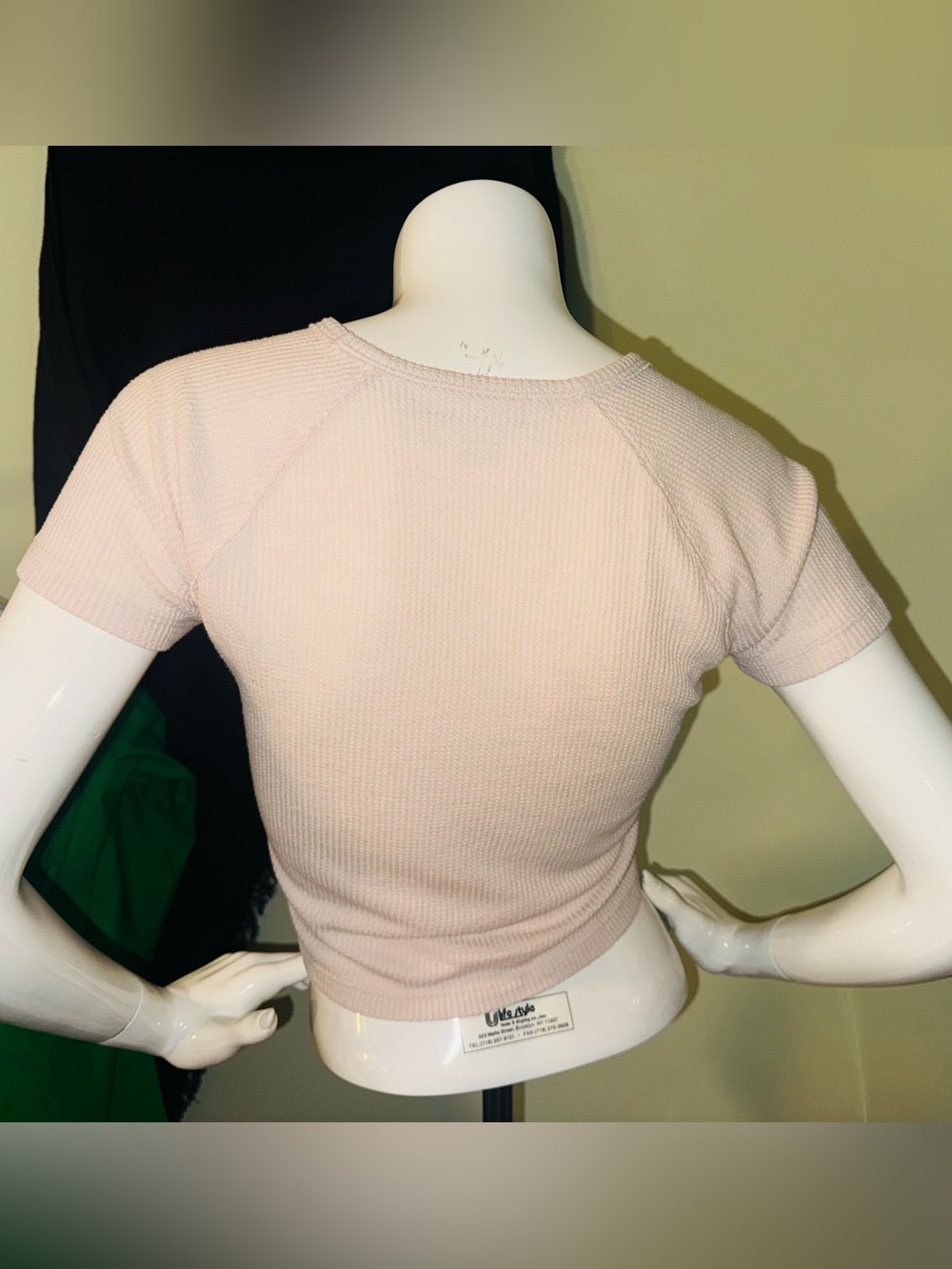 👑 Cute American Eagle Outfitters Cream Waffle Knit Crop Tee Size XSmall - Picture 4 of 8